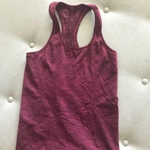 Lululemon tank